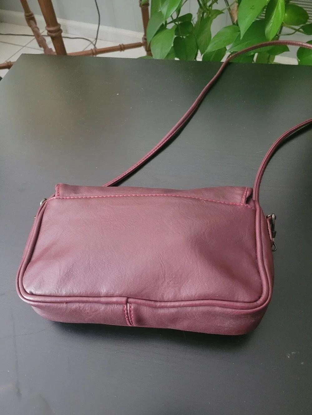 Pacific Connections Women's Burgundy Clutch/Crossbody Bag